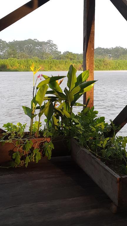 Cabana Flotante Kurupira Leticia Exteriér fotografie